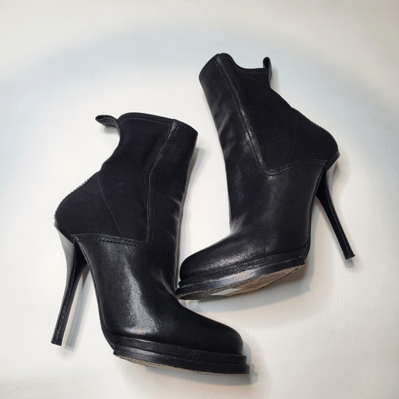 Alexander Wang stiletto booties black leather stretch fabric pull on size 37.5 - Picture 2 of 9